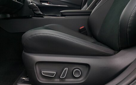 Toyota Camry, 2025 год, 5 000 000 рублей, 15 фотография