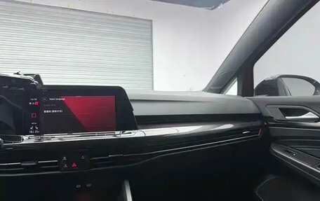 Volkswagen Golf VIII, 2022 год, 1 780 111 рублей, 19 фотография