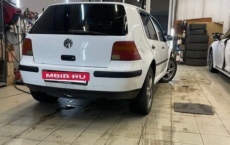 Volkswagen Golf IV, 1998 год, 250 000 рублей, 6 фотография