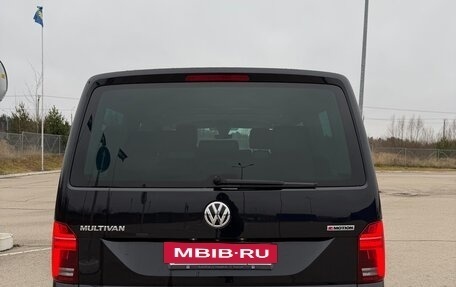 Volkswagen Multivan T6 рестайлинг, 2020 год, 4 700 000 рублей, 7 фотография
