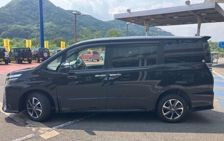 Toyota Voxy III, 2020 год, 2 270 069 рублей, 5 фотография