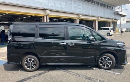 Toyota Voxy III, 2020 год, 2 270 069 рублей, 6 фотография