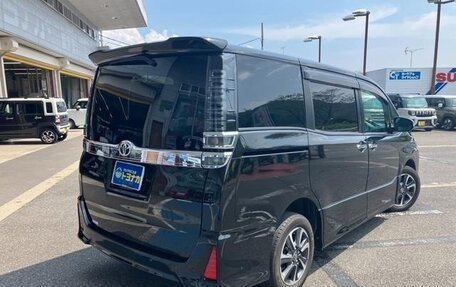 Toyota Voxy III, 2020 год, 2 270 069 рублей, 10 фотография