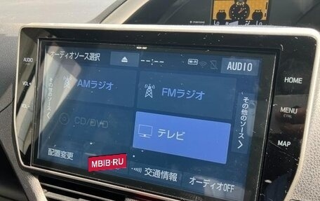 Toyota Voxy III, 2020 год, 2 270 069 рублей, 24 фотография