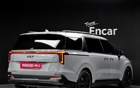 KIA Carnival, 2025 год, 6 950 000 рублей, 3 фотография