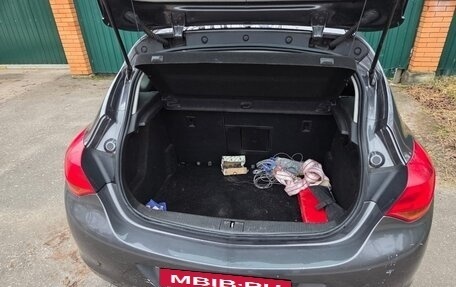 Opel Astra J, 2010 год, 580 000 рублей, 10 фотография