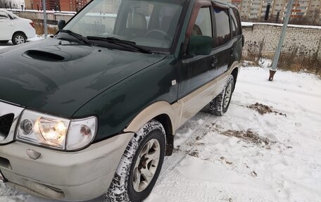 Nissan Terrano II рестайлинг, 2001 год, 530 000 рублей, 8 фотография