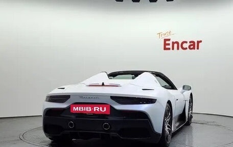 Maserati MC20, 2023 год, 27 170 000 рублей, 4 фотография