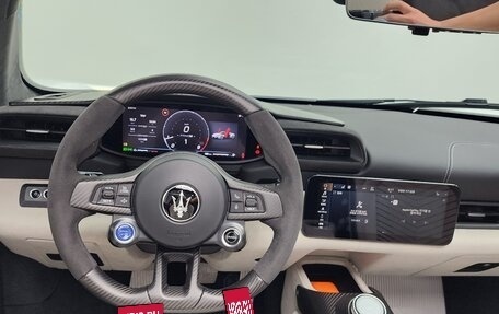 Maserati MC20, 2023 год, 27 170 000 рублей, 8 фотография