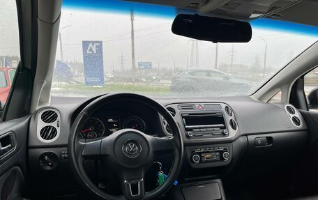 Volkswagen Golf Plus II, 2012 год, 869 000 рублей, 21 фотография