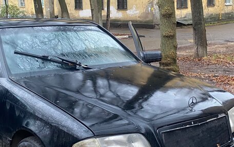 Mercedes-Benz C-Класс, 1994 год, 80 000 рублей, 5 фотография