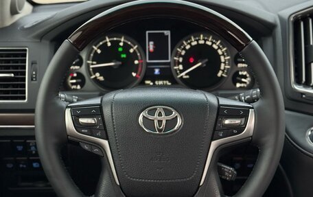 Toyota Land Cruiser 200, 2019 год, 7 650 000 рублей, 16 фотография