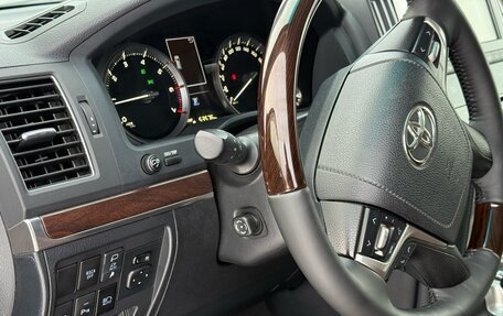 Toyota Land Cruiser 200, 2019 год, 7 650 000 рублей, 12 фотография