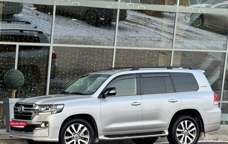 Toyota Land Cruiser 200, 2019 год, 7 650 000 рублей, 11 фотография