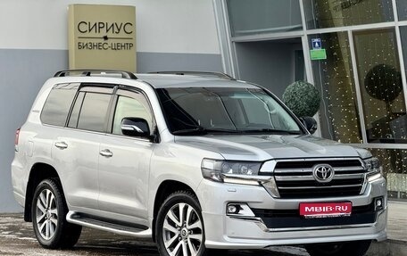 Toyota Land Cruiser 200, 2019 год, 7 650 000 рублей, 9 фотография