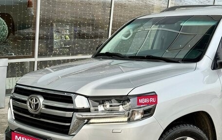 Toyota Land Cruiser 200, 2019 год, 7 650 000 рублей, 35 фотография