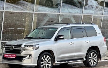 Toyota Land Cruiser 200, 2019 год, 7 650 000 рублей, 40 фотография