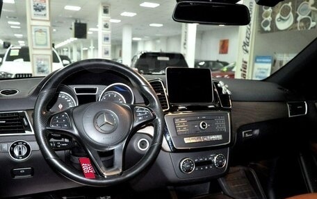 Mercedes-Benz GLS, 2017 год, 5 500 000 рублей, 6 фотография