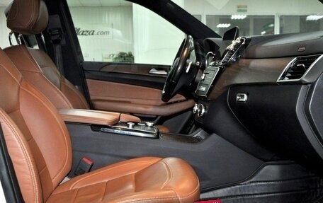 Mercedes-Benz GLS, 2017 год, 5 500 000 рублей, 14 фотография