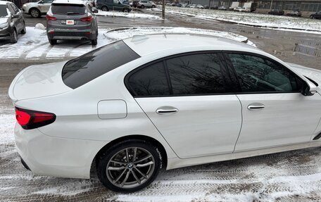 BMW 5 серия, 2018 год, 3 075 000 рублей, 19 фотография