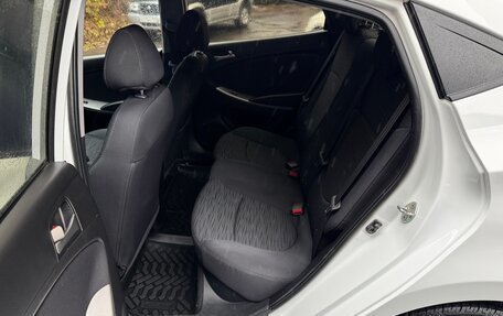 Hyundai Solaris II рестайлинг, 2016 год, 1 050 000 рублей, 14 фотография