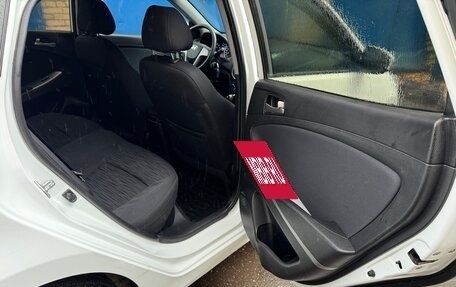 Hyundai Solaris II рестайлинг, 2016 год, 1 050 000 рублей, 17 фотография