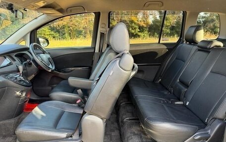 Toyota ISis I, 2016 год, 1 150 000 рублей, 17 фотография