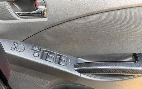 Toyota ISis I, 2016 год, 1 150 000 рублей, 28 фотография