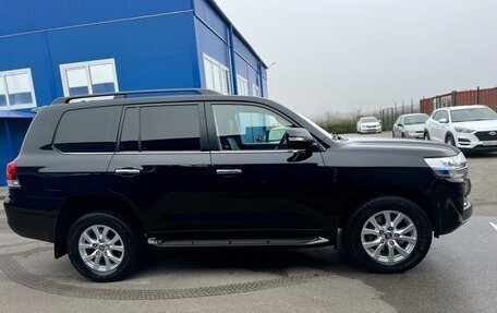 Toyota Land Cruiser 200, 2020 год, 7 900 000 рублей, 9 фотография