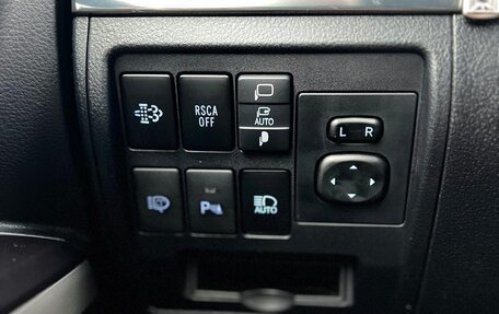 Toyota Land Cruiser 200, 2020 год, 7 900 000 рублей, 16 фотография