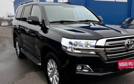 Toyota Land Cruiser 200, 2020 год, 7 900 000 рублей, 14 фотография