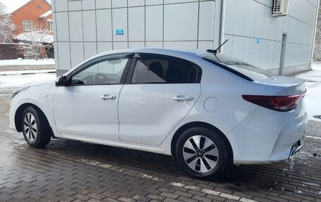 KIA Rio IV, 2021 год, 1 480 000 рублей, 4 фотография
