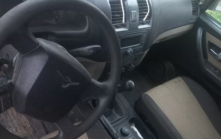 ЛуАЗ Patriot, 2013 год, 700 000 рублей, 2 фотография