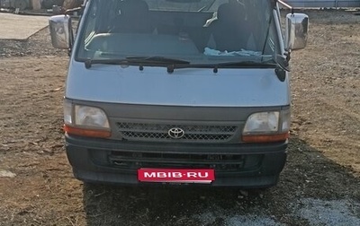 Toyota HiAce H100, 2002 год, 550 000 рублей, 1 фотография