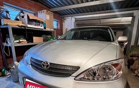 Toyota Camry V40, 2003 год, 1 999 000 рублей, 1 фотография