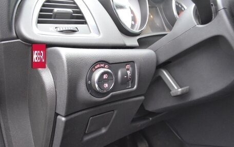 Opel Astra J, 2011 год, 500 000 рублей, 27 фотография