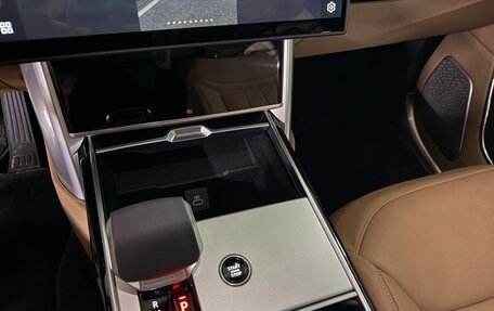 Land Rover Range Rover IV рестайлинг, 2025 год, 24 960 000 рублей, 22 фотография