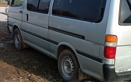 Toyota HiAce H100, 2002 год, 550 000 рублей, 2 фотография