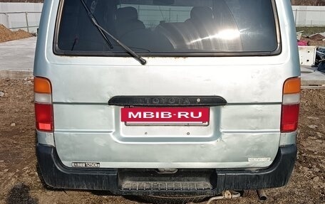 Toyota HiAce H100, 2002 год, 550 000 рублей, 3 фотография