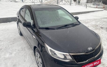 KIA Rio III рестайлинг, 2016 год, 915 000 рублей, 5 фотография