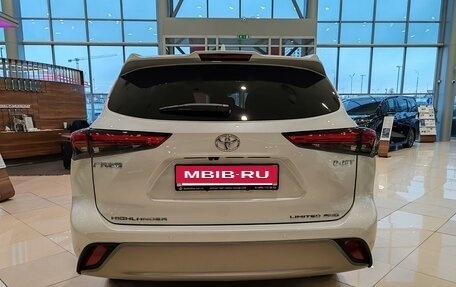 Toyota Highlander, 2025 год, 6 800 000 рублей, 7 фотография