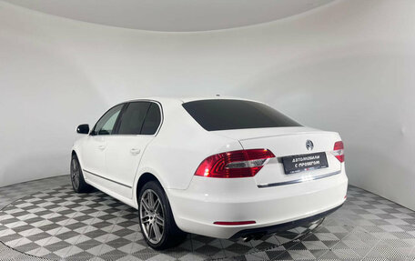 Skoda Superb III рестайлинг, 2013 год, 999 000 рублей, 6 фотография