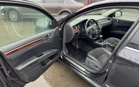 Skoda Superb III рестайлинг, 2010 год, 1 750 000 рублей, 9 фотография