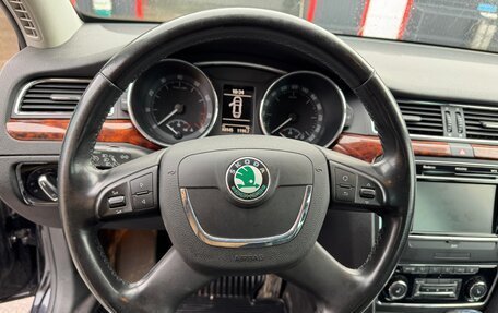 Skoda Superb III рестайлинг, 2010 год, 1 750 000 рублей, 23 фотография