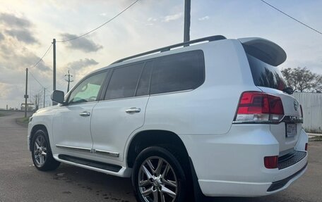 Toyota Land Cruiser 200, 2019 год, 5 900 000 рублей, 4 фотография