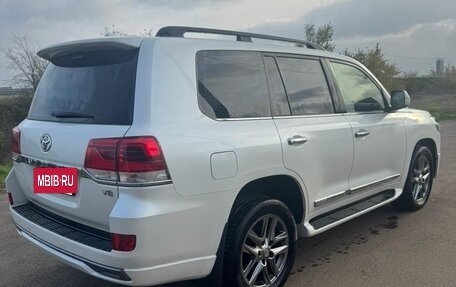 Toyota Land Cruiser 200, 2019 год, 5 900 000 рублей, 3 фотография