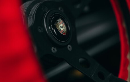 Porsche 911, 1998 год, 37 000 000 рублей, 25 фотография