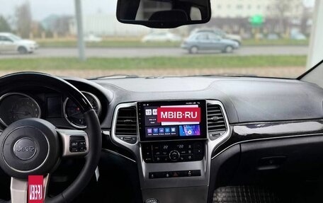 Jeep Grand Cherokee, 2012 год, 1 590 000 рублей, 14 фотография