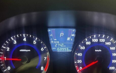 Hyundai Solaris II рестайлинг, 2012 год, 800 000 рублей, 10 фотография