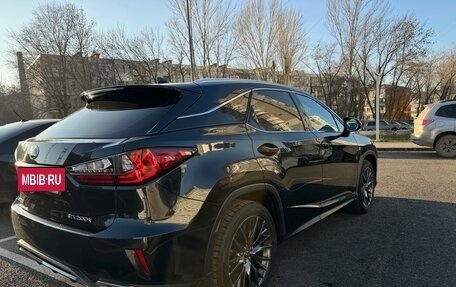 Lexus RX IV рестайлинг, 2017 год, 4 299 000 рублей, 6 фотография